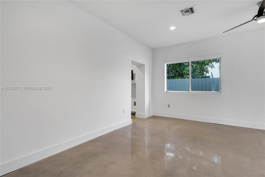 Real estate property located at 2247 2nd St, Miami-dade, Glenroyal Sub, Miami, FL
