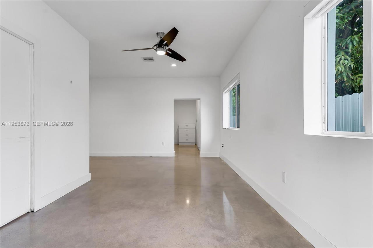 Real estate property located at 2247 2nd St, Miami-dade, Glenroyal Sub, Miami, FL
