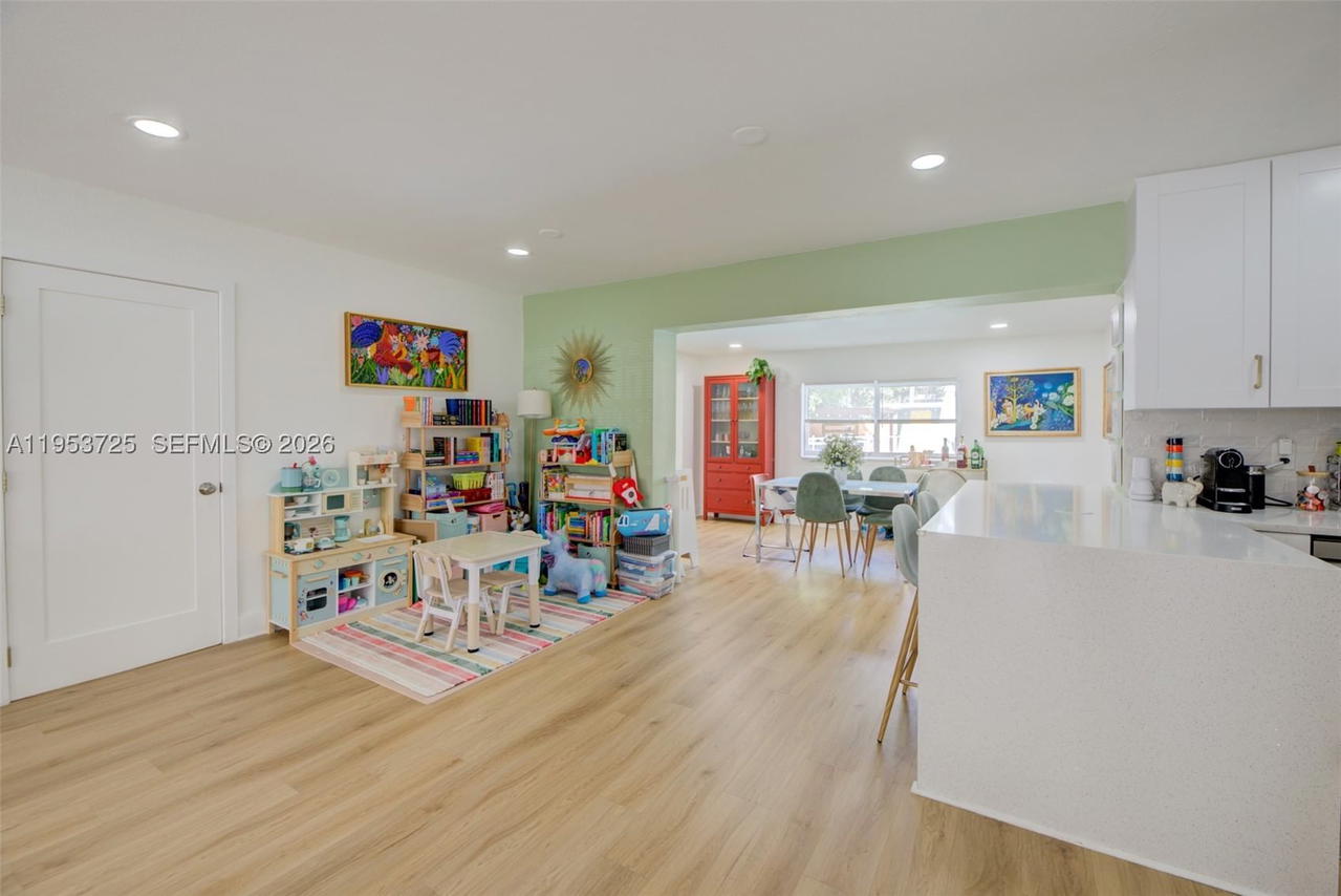Real estate property located at 1765 145th St, Miami-dade, Arch Creek Estates, Miami, FL