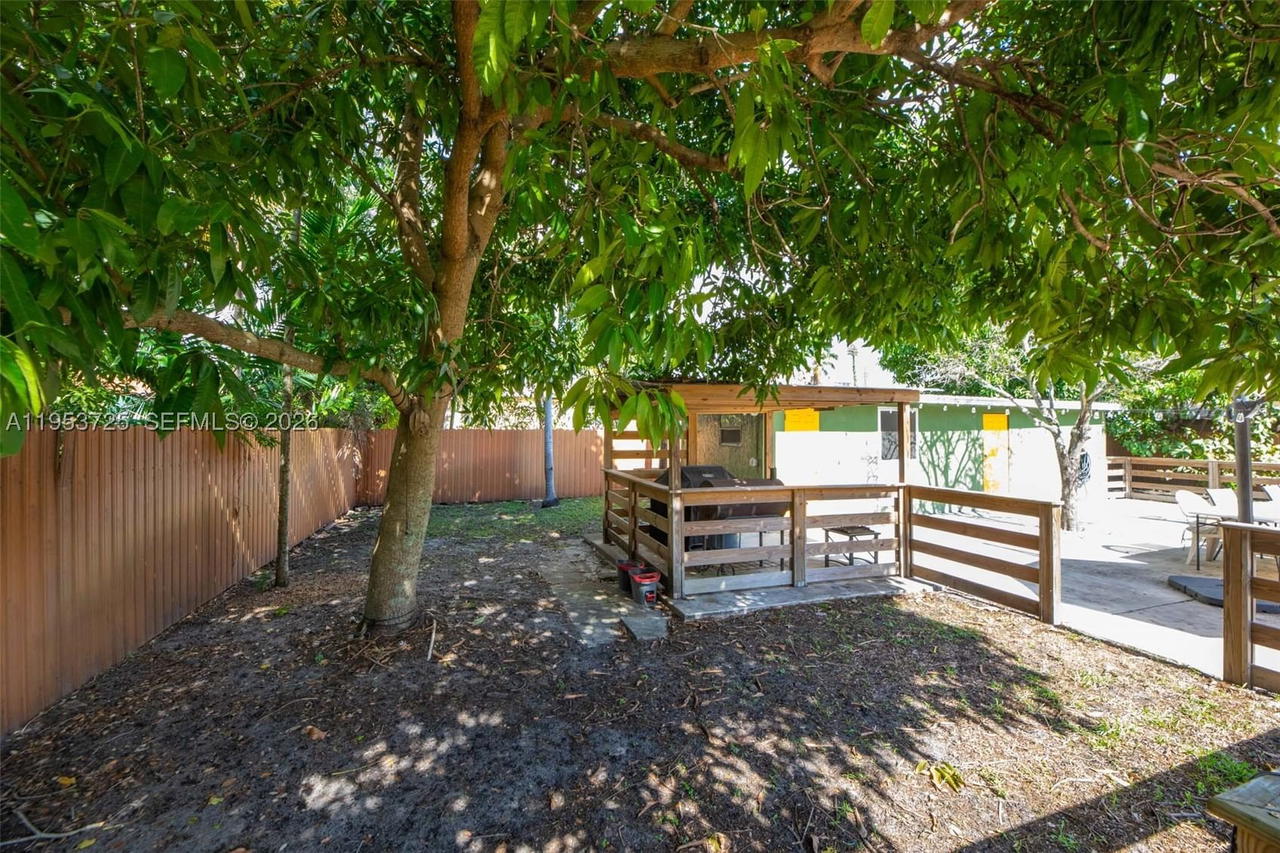 Real estate property located at 1765 145th St, Miami-dade, Arch Creek Estates, Miami, FL