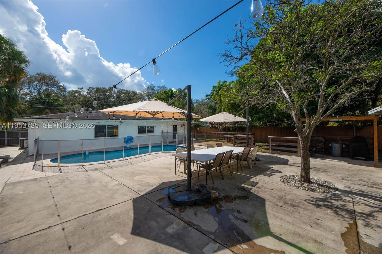 Real estate property located at 1765 145th St, Miami-dade, Arch Creek Estates, Miami, FL