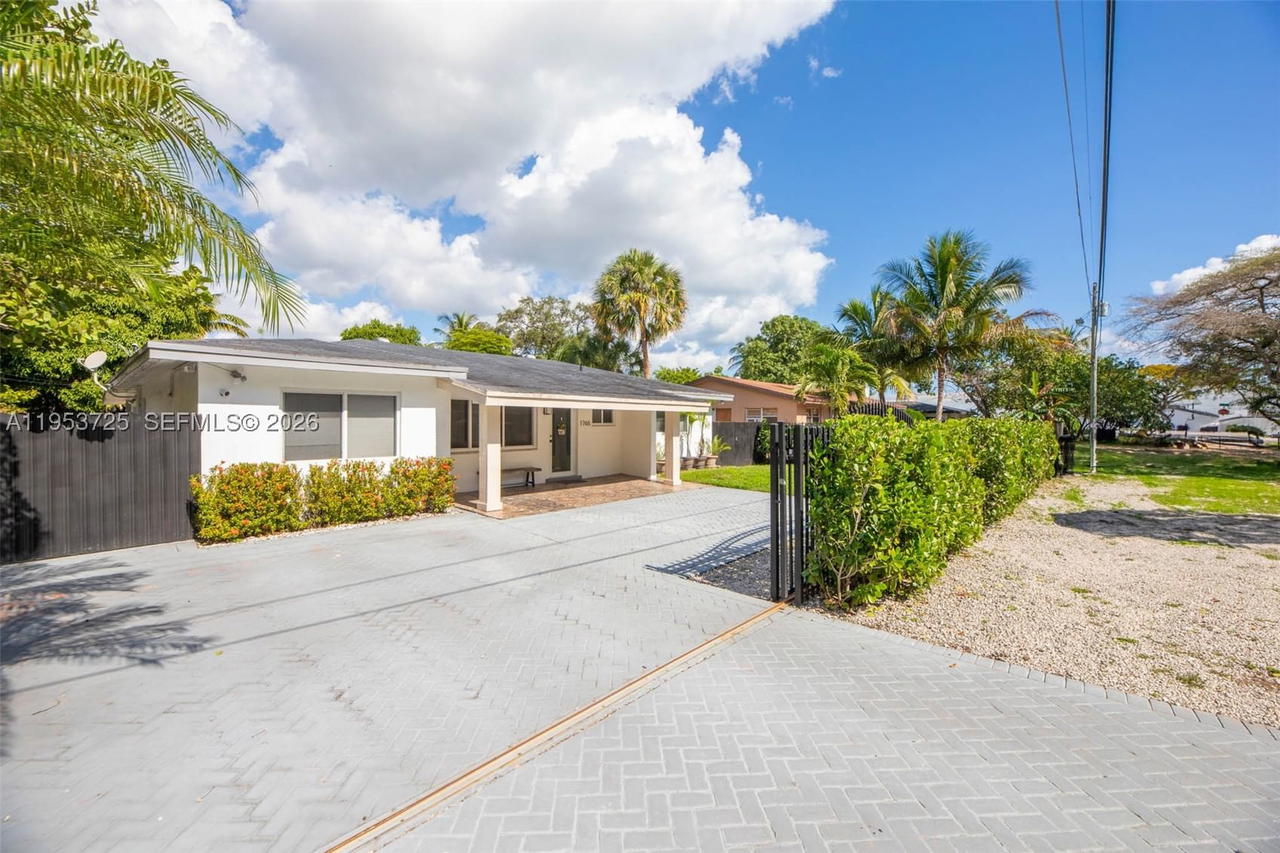 Real estate property located at 1765 145th St, Miami-dade, Arch Creek Estates, Miami, FL
