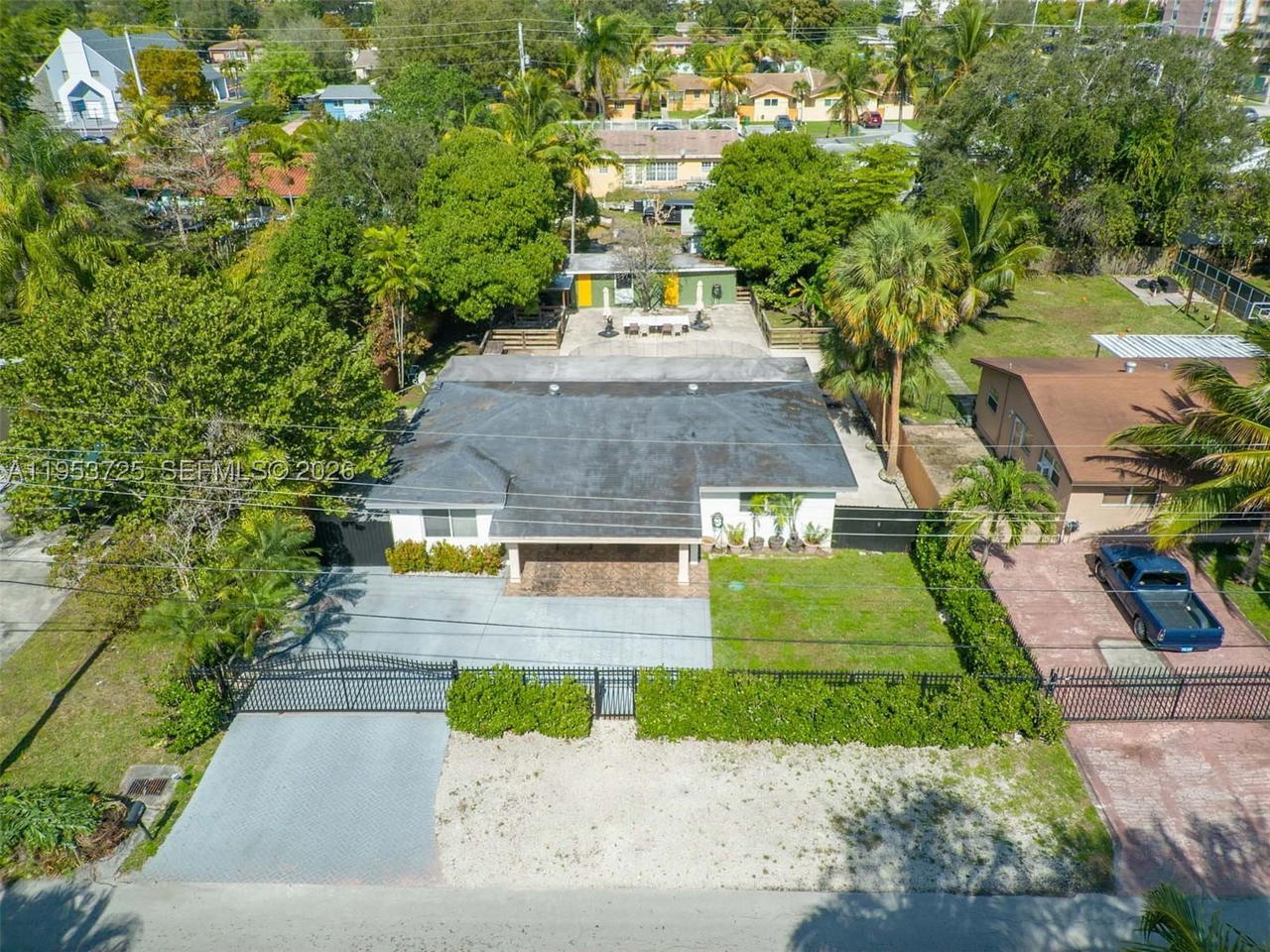 Real estate property located at 1765 145th St, Miami-dade, Arch Creek Estates, Miami, FL