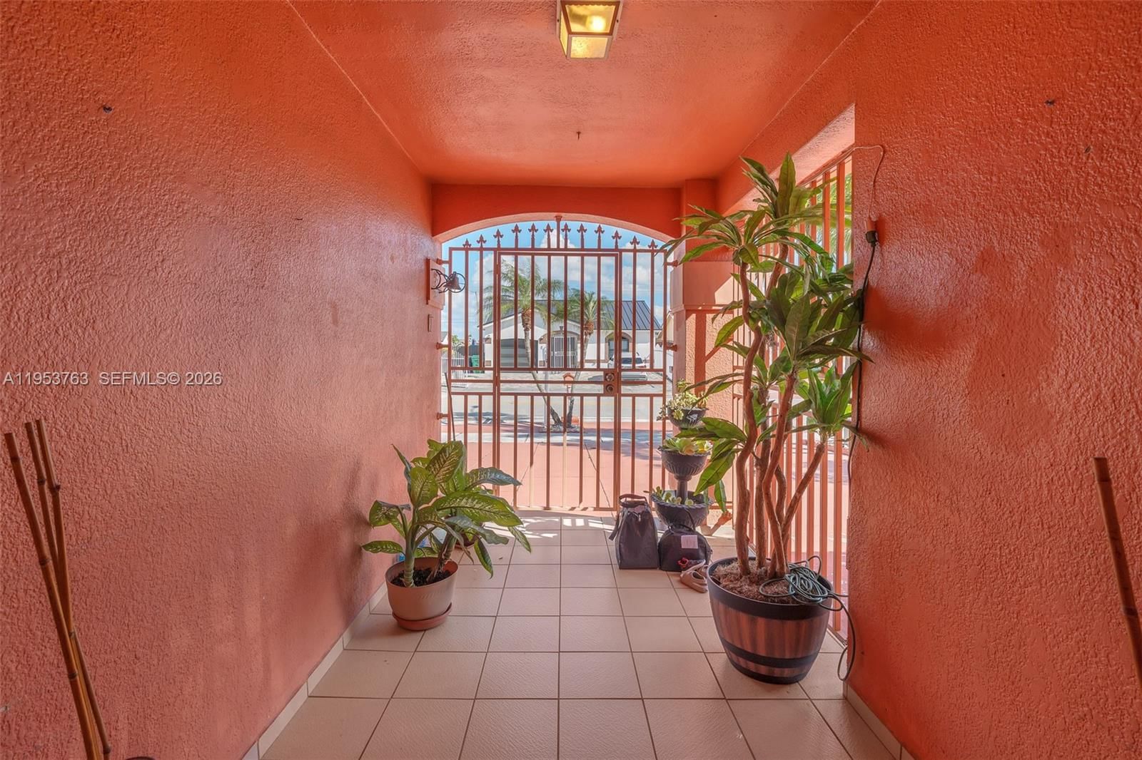 Real estate property located at 1002 142nd Ct, Miami-dade, Riviera West, Miami, FL