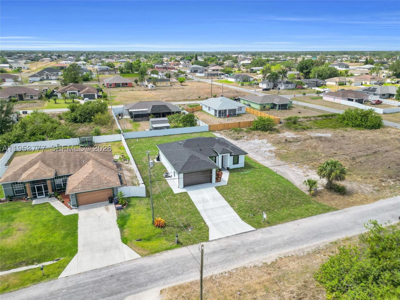 Real estate property located at 4115 20th ST SW, Lee, Lehigh Acres, Lehigh Acres, FL