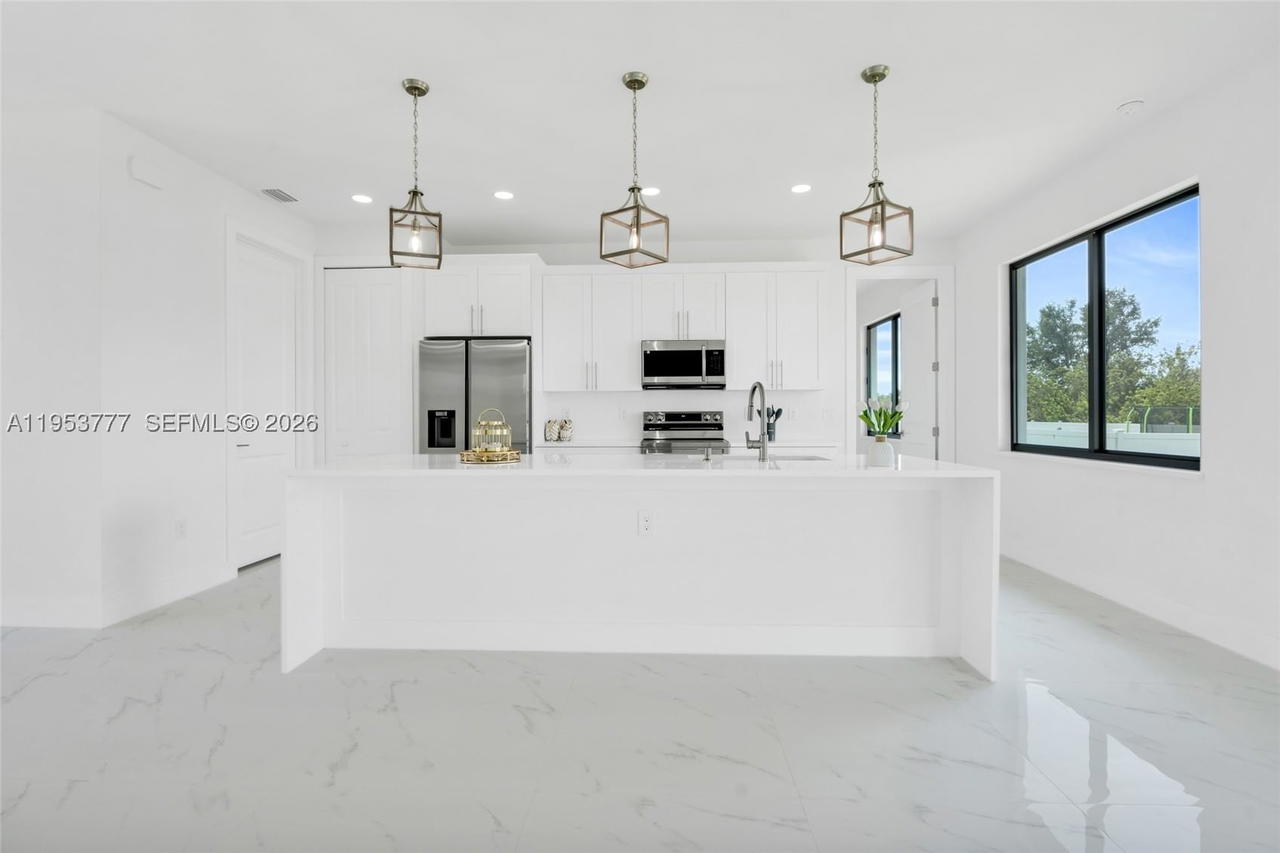 Real estate property located at 4115 20th ST SW, Lee, Lehigh Acres, Lehigh Acres, FL