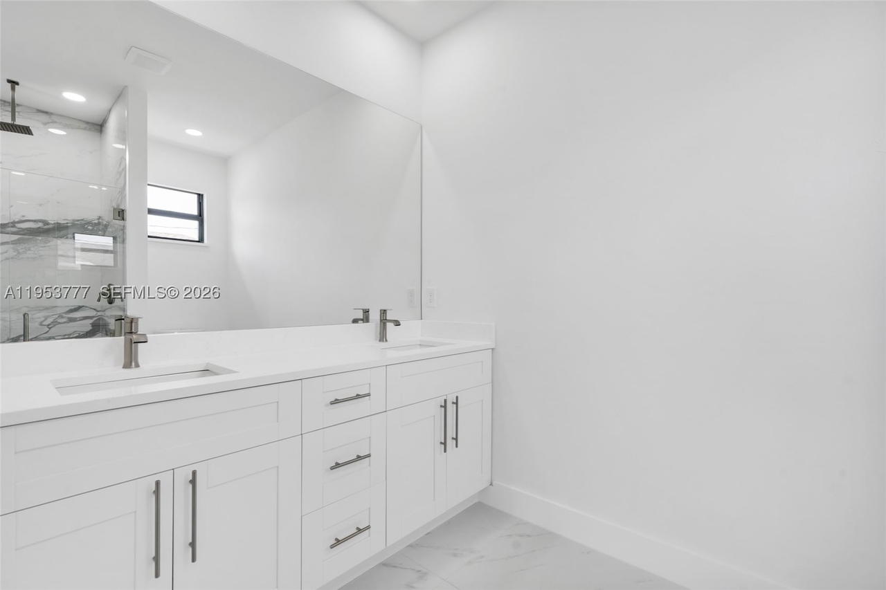 Real estate property located at 4115 20th ST SW, Lee, Lehigh Acres, Lehigh Acres, FL