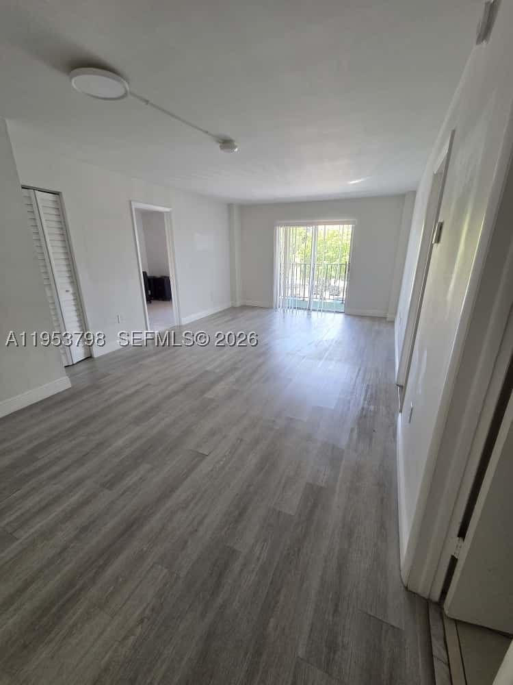 Real estate property located at 4717 7th St #304-10, Miami-dade, Sunset Villas No 3 Condo, Miami, FL