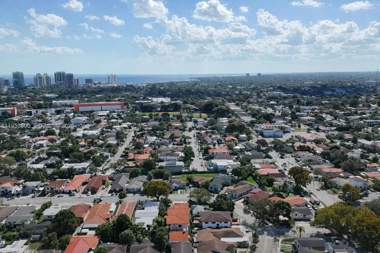 Real estate property located at 2615 32nd Ave, Miami-dade, The Pines, Miami, FL
