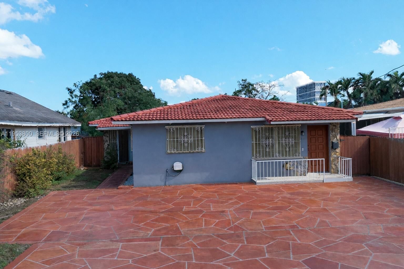 Real estate property located at 2615 32nd Ave, Miami-dade, The Pines, Miami, FL