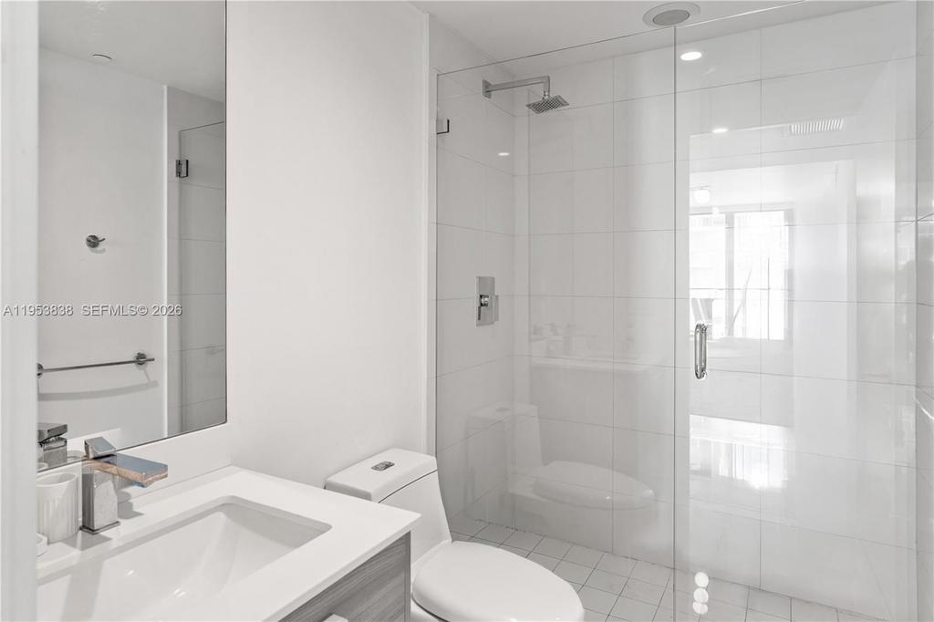Real estate property located at 1300 Miami Ave #2810, Miami-dade, 1300 S Miami Avenue Condo, Miami, FL
