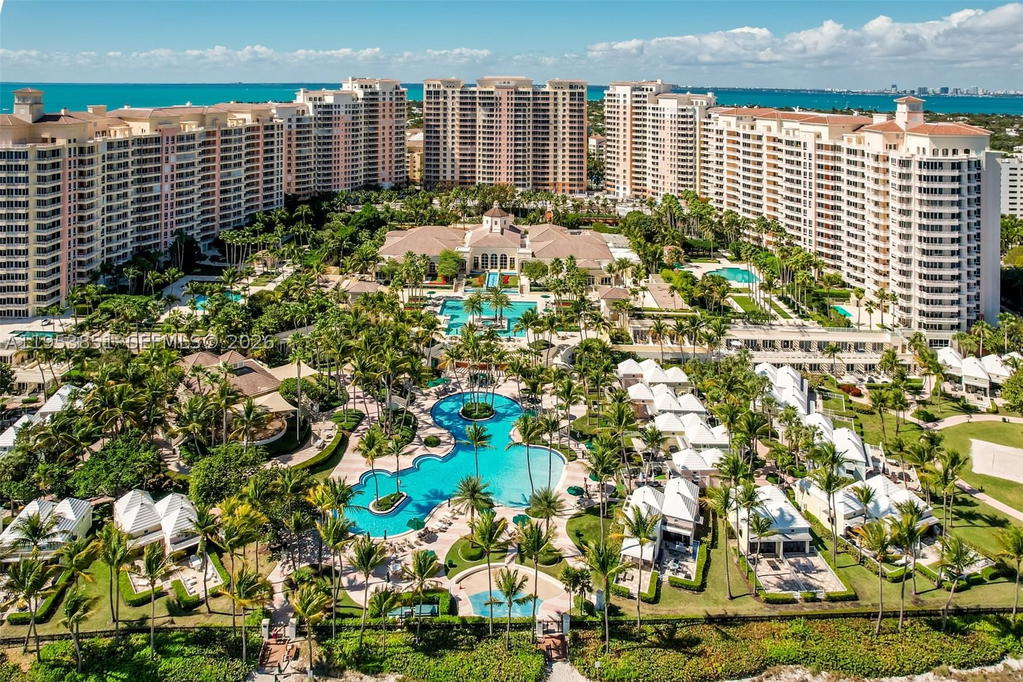 Real estate property located at 789 Crandon Blvd #1805, Miami-dade, Club Tower One Condo, Key Biscayne, FL