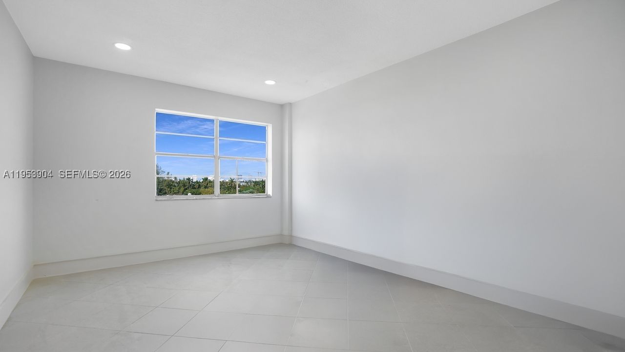 Real estate property located at 1130 11th St #6J, Miami-dade, Apollo Condo, Miami Beach, FL