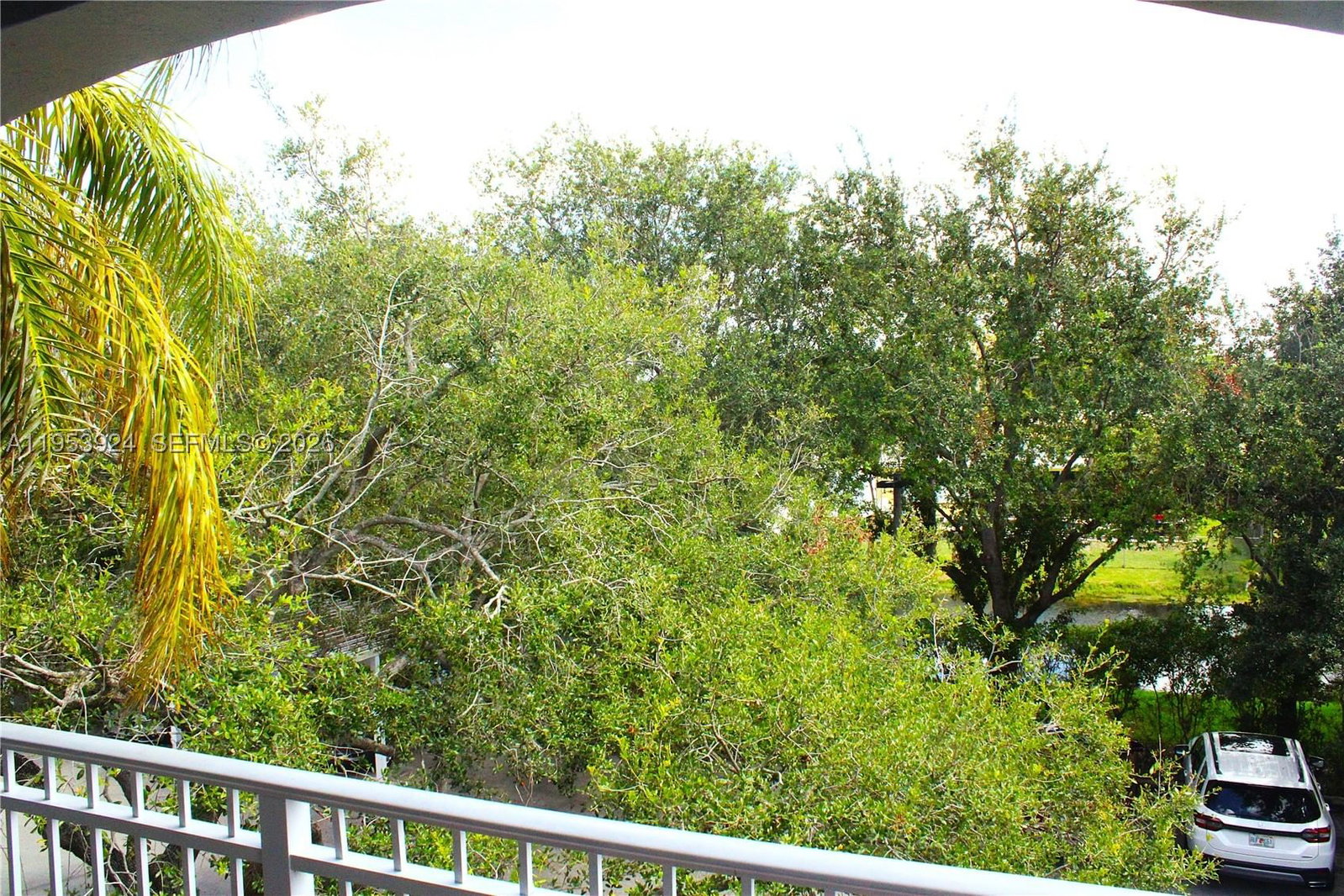 Real estate property located at 9650 2nd St #4-301, Broward, La Via Condo, Pembroke Pines, FL