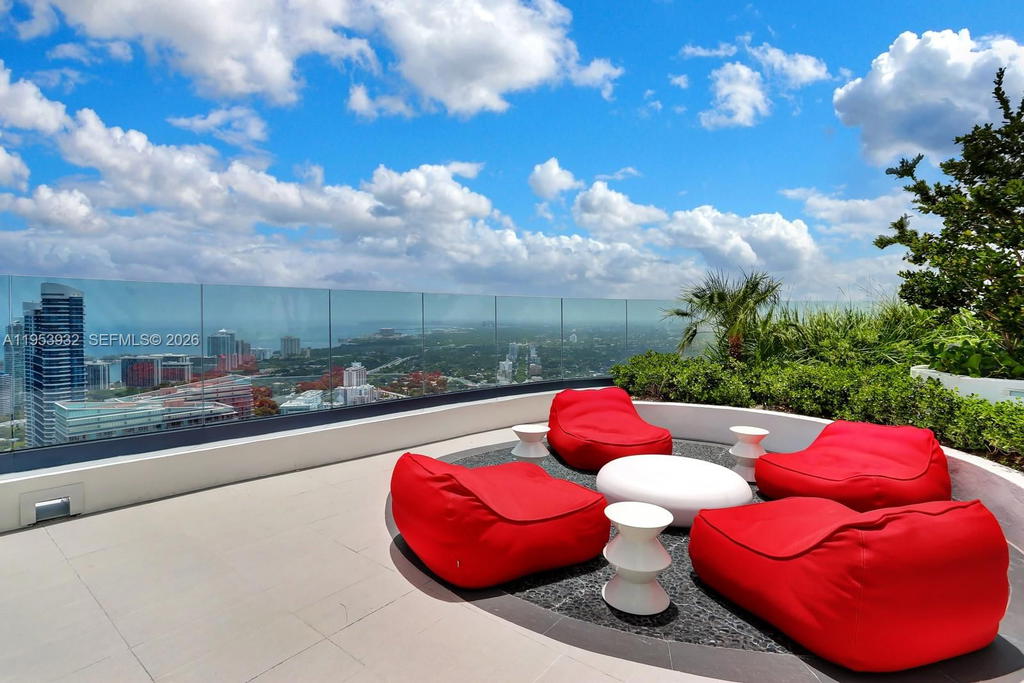 Real estate property located at 45 9th St #1806, Miami-dade, Brickell Heights East Con, Miami, FL