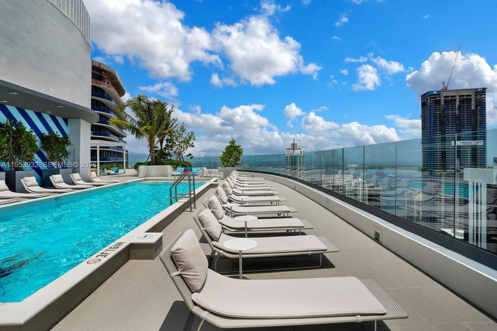 Real estate property located at 45 9th St #1806, Miami-dade, Brickell Heights East Con, Miami, FL