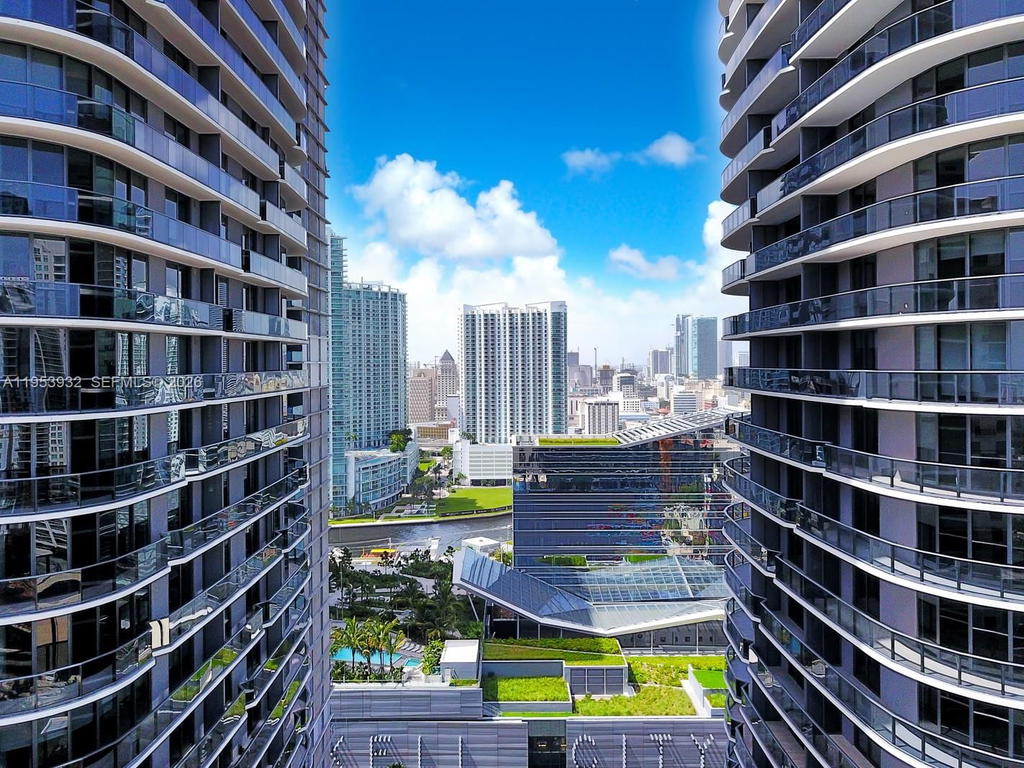 Real estate property located at 45 9th St #1806, Miami-dade, Brickell Heights East Con, Miami, FL