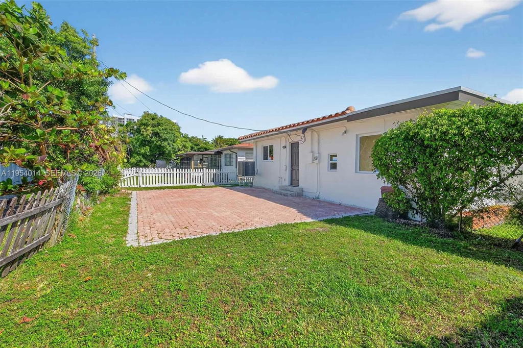 Real estate property located at 1721 Treasure Dr, Miami-dade, Treasure Island, North Bay Village, FL