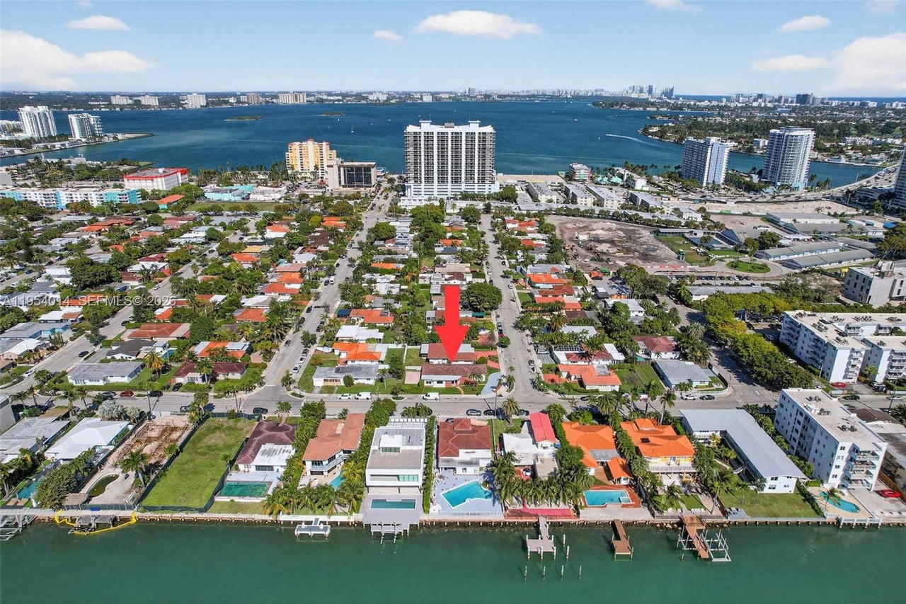 Real estate property located at 1721 Treasure Dr, Miami-dade, Treasure Island, North Bay Village, FL