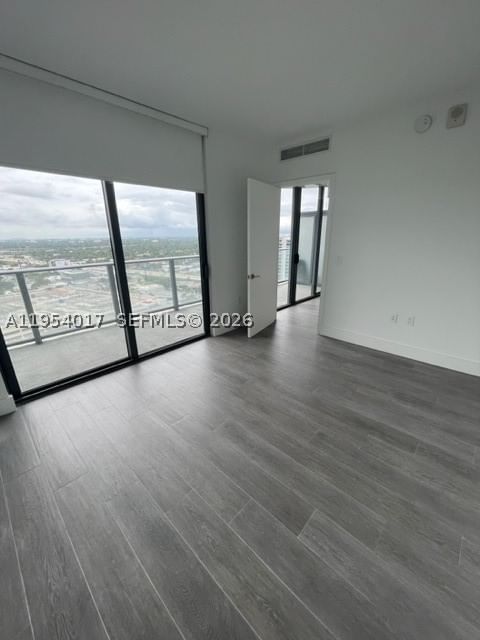 Real estate property located at 121 34th St #2110, Miami-dade, 3401 Midtown Condo, Miami, FL