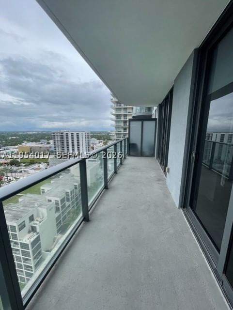 Real estate property located at 121 34th St #2110, Miami-dade, 3401 Midtown Condo, Miami, FL