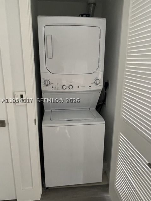 Real estate property located at 121 34th St #2110, Miami-dade, 3401 Midtown Condo, Miami, FL