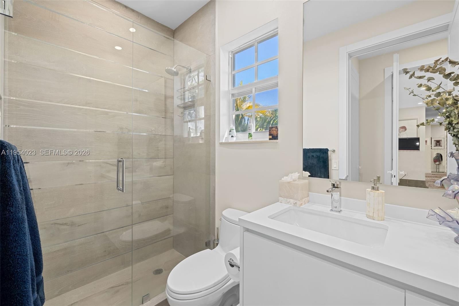 Real estate property located at 2125 Ixora Rd, Miami-dade, Venetian Sec Keystone Poi, North Miami, FL