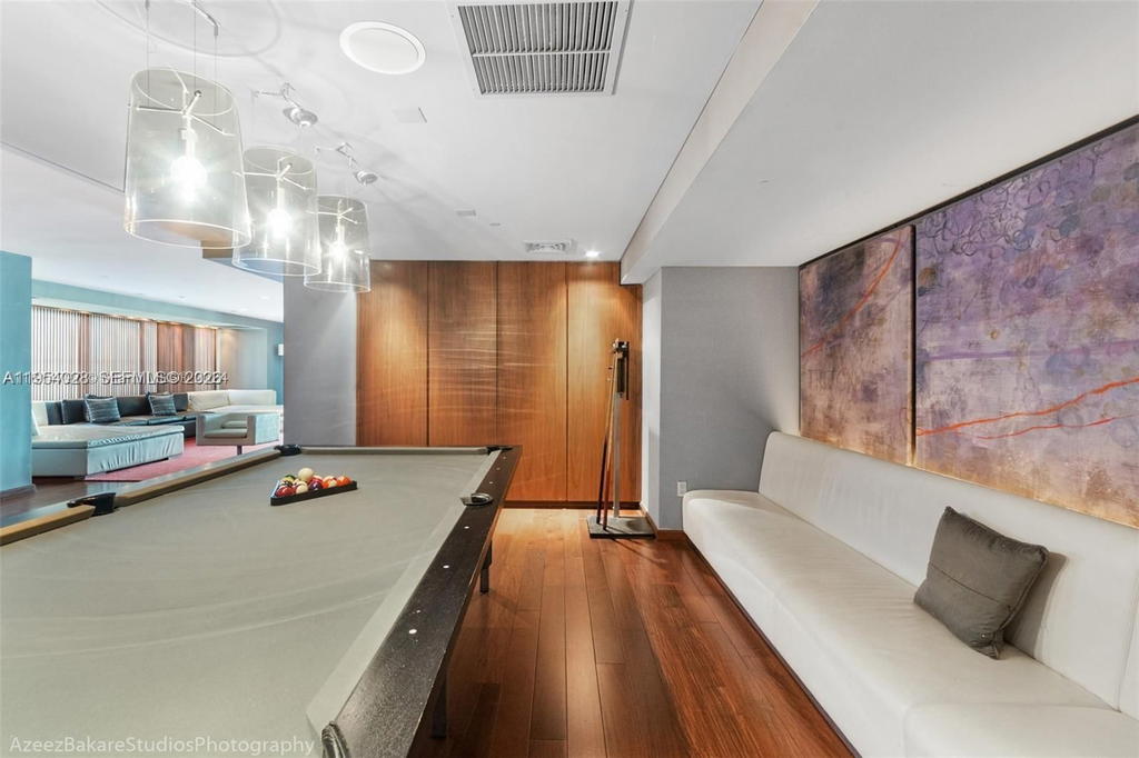 Real estate property located at 325 Biscayne Blvd LPH 17, Miami-dade, One Miami West Condo, Miami, FL