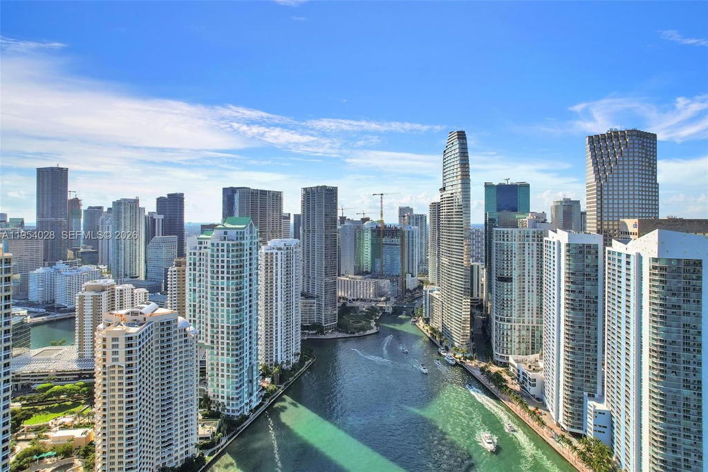 Real estate property located at 325 Biscayne Blvd LPH 17, Miami-dade, One Miami West Condo, Miami, FL