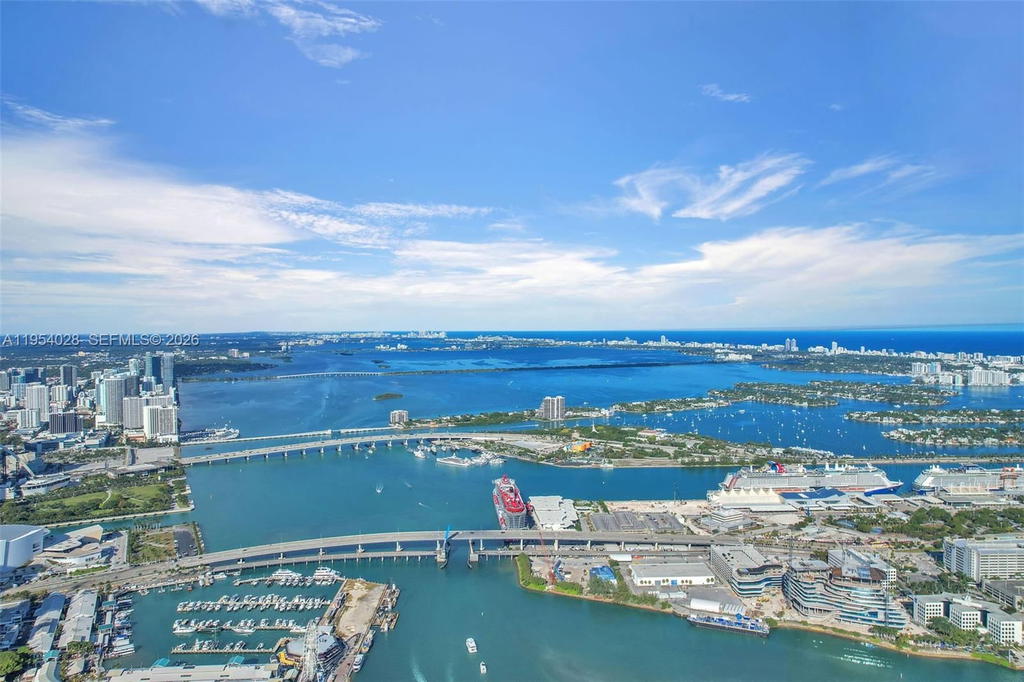 Real estate property located at 325 Biscayne Blvd LPH 17, Miami-dade, One Miami West Condo, Miami, FL