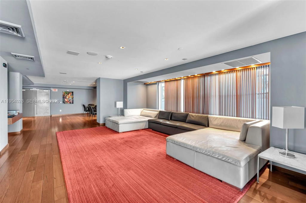 Real estate property located at 325 Biscayne Blvd LPH 17, Miami-dade, One Miami West Condo, Miami, FL