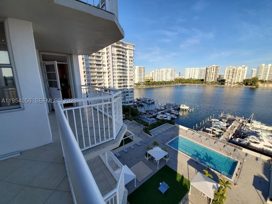 Real estate property located at 18041 Biscayne Blvd #1405, Miami-dade, Del Prado Marina, Aventura, FL
