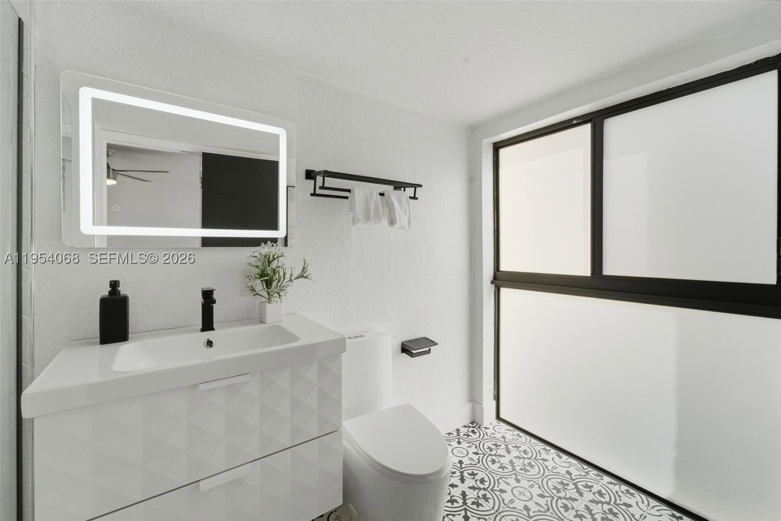 Real estate property located at 7855 106th Ave, Miami-dade, Sunset Kendall Villas, Miami, FL