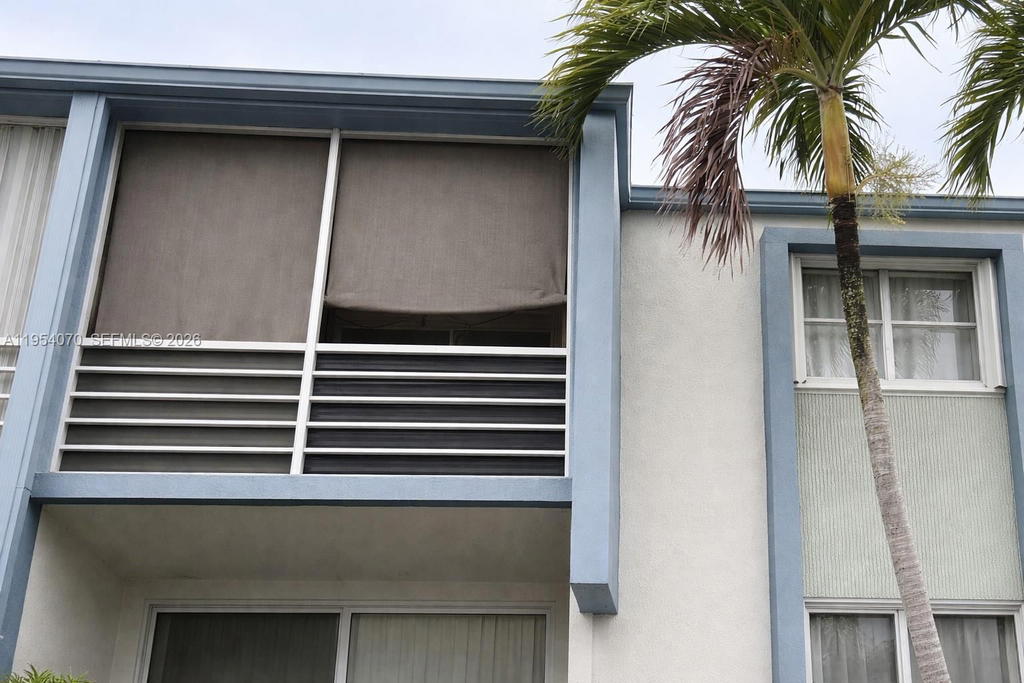Real estate property located at 8758 12th St #206, Miami-dade, Galloway Gardens Condo, Miami, FL