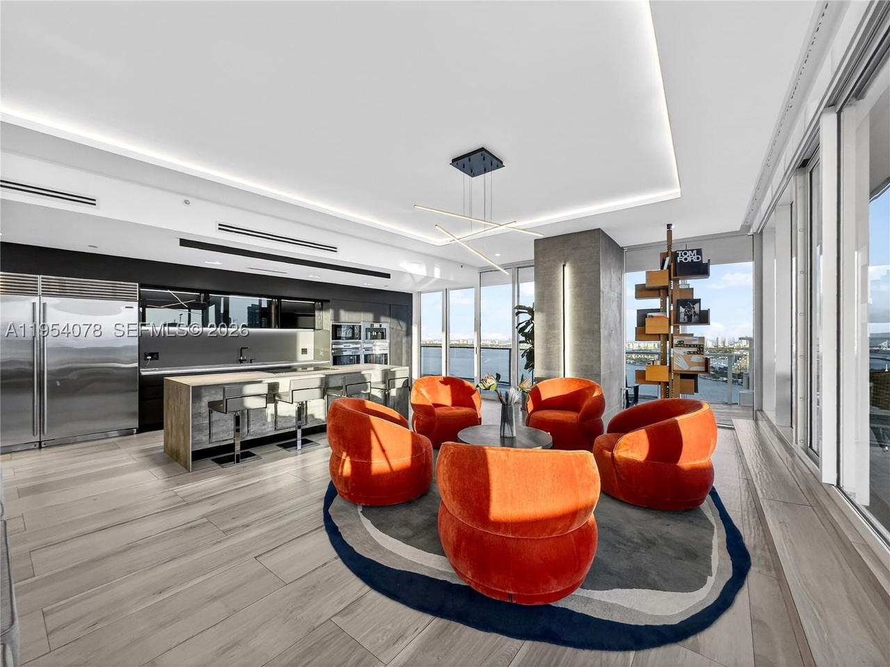 Real estate property located at 2020 Bayshore Dr PH-4104, Miami-dade, Paramount Bay Condo, Miami, FL