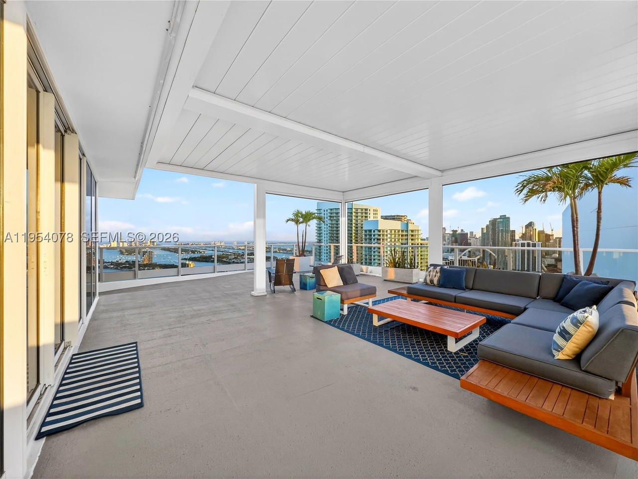 Real estate property located at 2020 Bayshore Dr PH-4104, Miami-dade, Paramount Bay Condo, Miami, FL