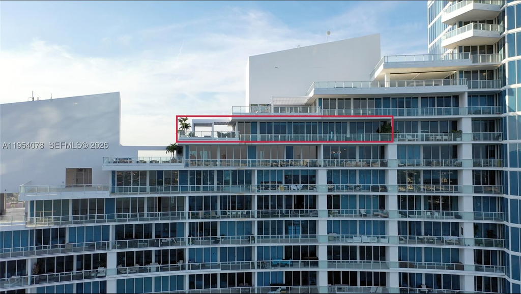 Real estate property located at 2020 Bayshore Dr PH-4104, Miami-dade, Paramount Bay Condo, Miami, FL
