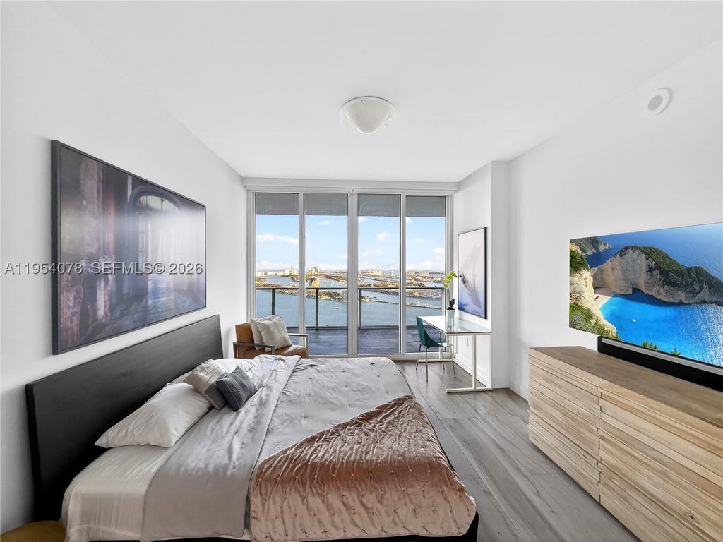 Real estate property located at 2020 Bayshore Dr PH-4104, Miami-dade, Paramount Bay Condo, Miami, FL