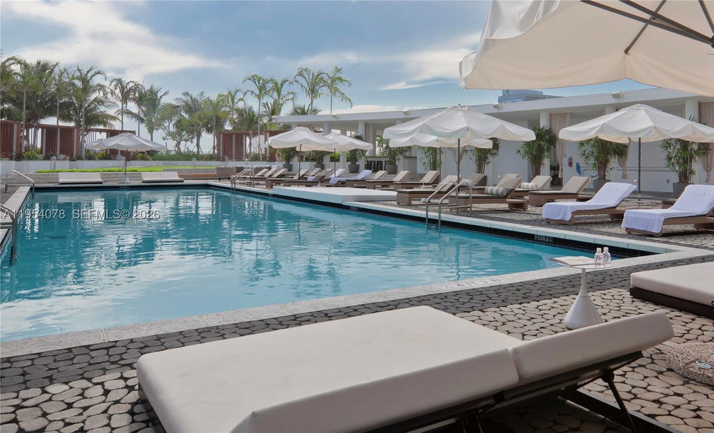 Real estate property located at 2020 Bayshore Dr PH-4104, Miami-dade, Paramount Bay Condo, Miami, FL