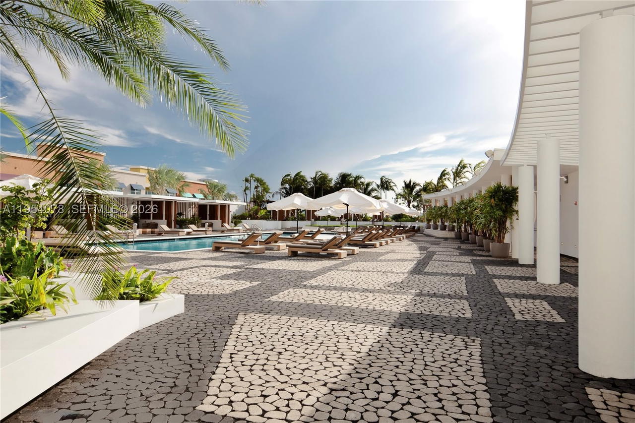 Real estate property located at 2020 Bayshore Dr PH-4104, Miami-dade, Paramount Bay Condo, Miami, FL