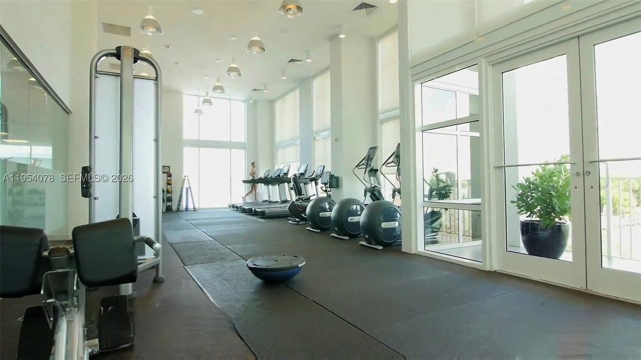 Real estate property located at 2020 Bayshore Dr PH-4104, Miami-dade, Paramount Bay Condo, Miami, FL