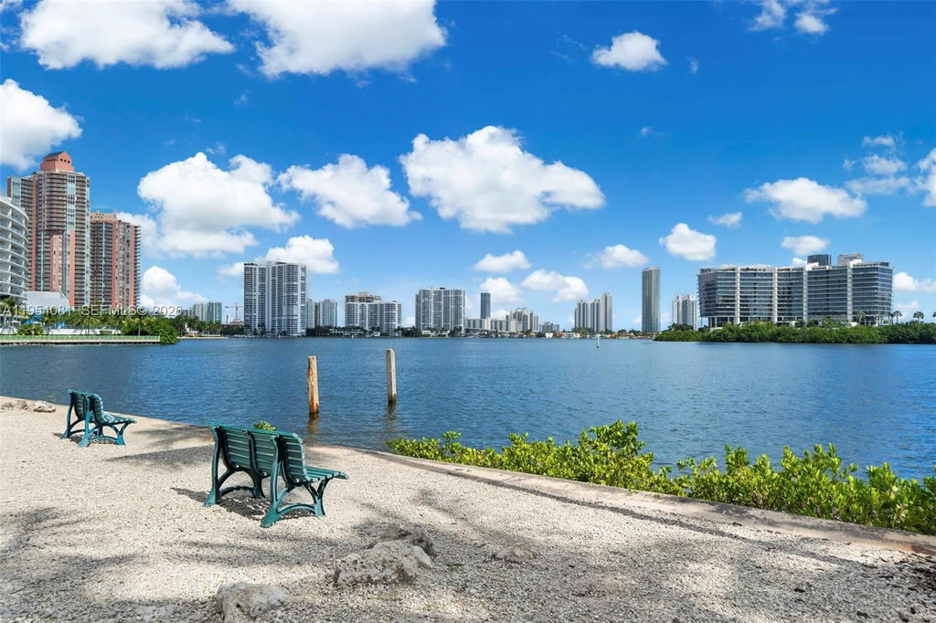 Real estate property located at 3255 184th St #12306, Miami-dade, Village By The Bay Condo, Aventura, FL