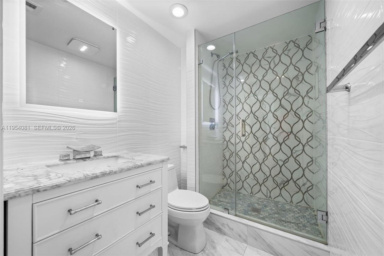 Real estate property located at 3255 184th St #12306, Miami-dade, Village By The Bay Condo, Aventura, FL