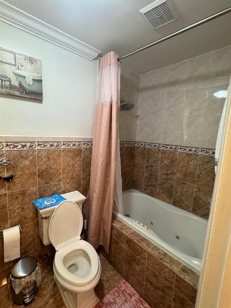 Real estate property located at 8370 154th Ave #9, Miami-dade, Centre Court Condo, Miami, FL
