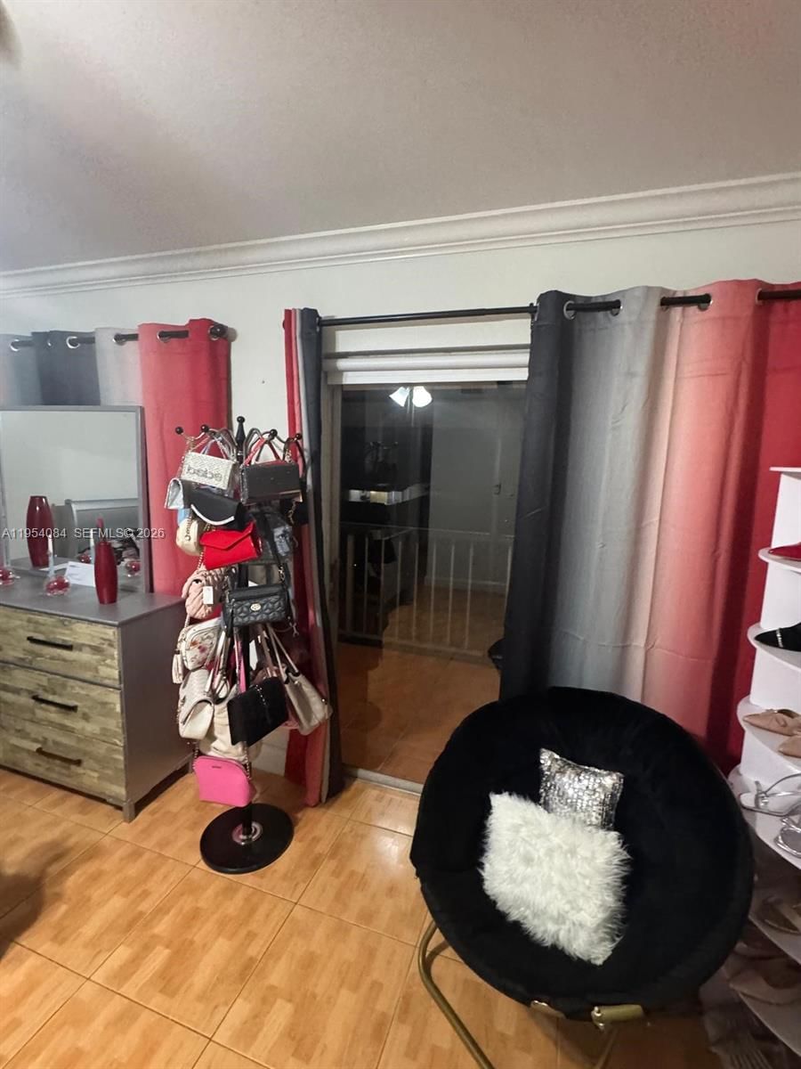 Real estate property located at 8370 154th Ave #9, Miami-dade, Centre Court Condo, Miami, FL