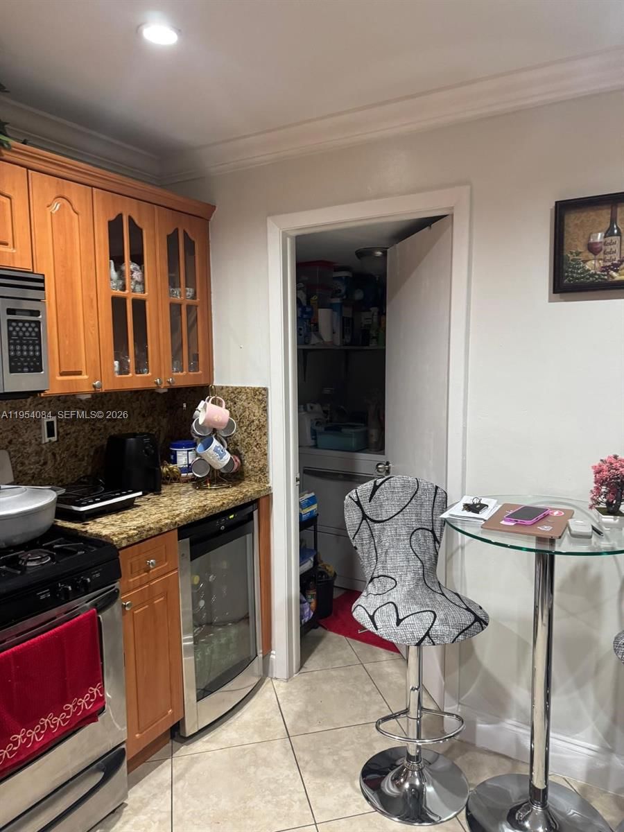 Real estate property located at 8370 154th Ave #9, Miami-dade, Centre Court Condo, Miami, FL
