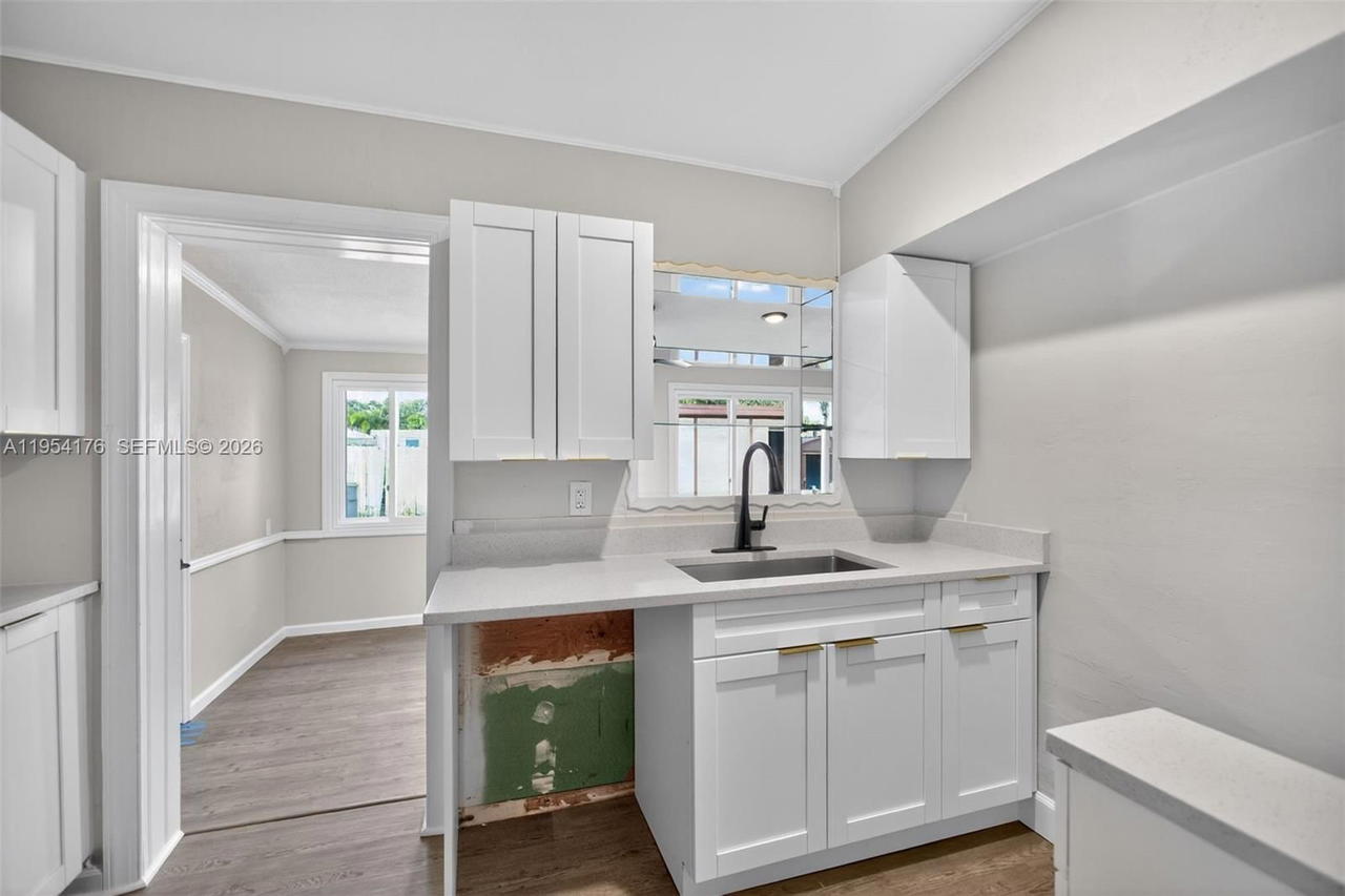 Real estate property located at 171 Tulip Tree Dr, Palm Beach, San Castle 1st And 2nd Ad, Lake Worth, FL