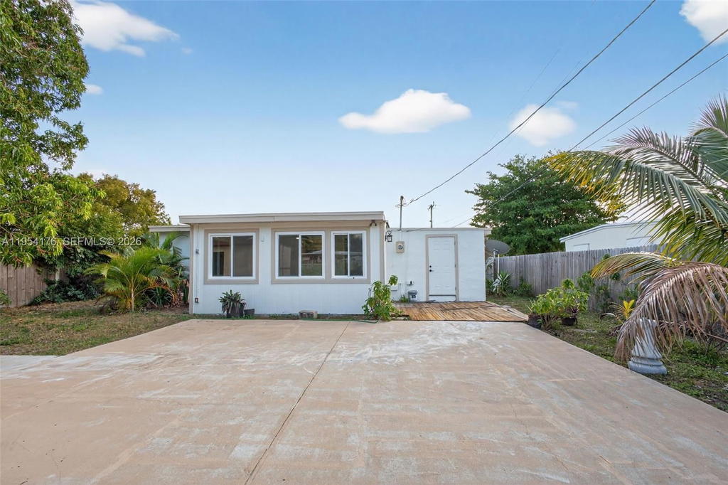 Real estate property located at 171 Tulip Tree Dr, Palm Beach, San Castle 1st And 2nd Ad, Lake Worth, FL