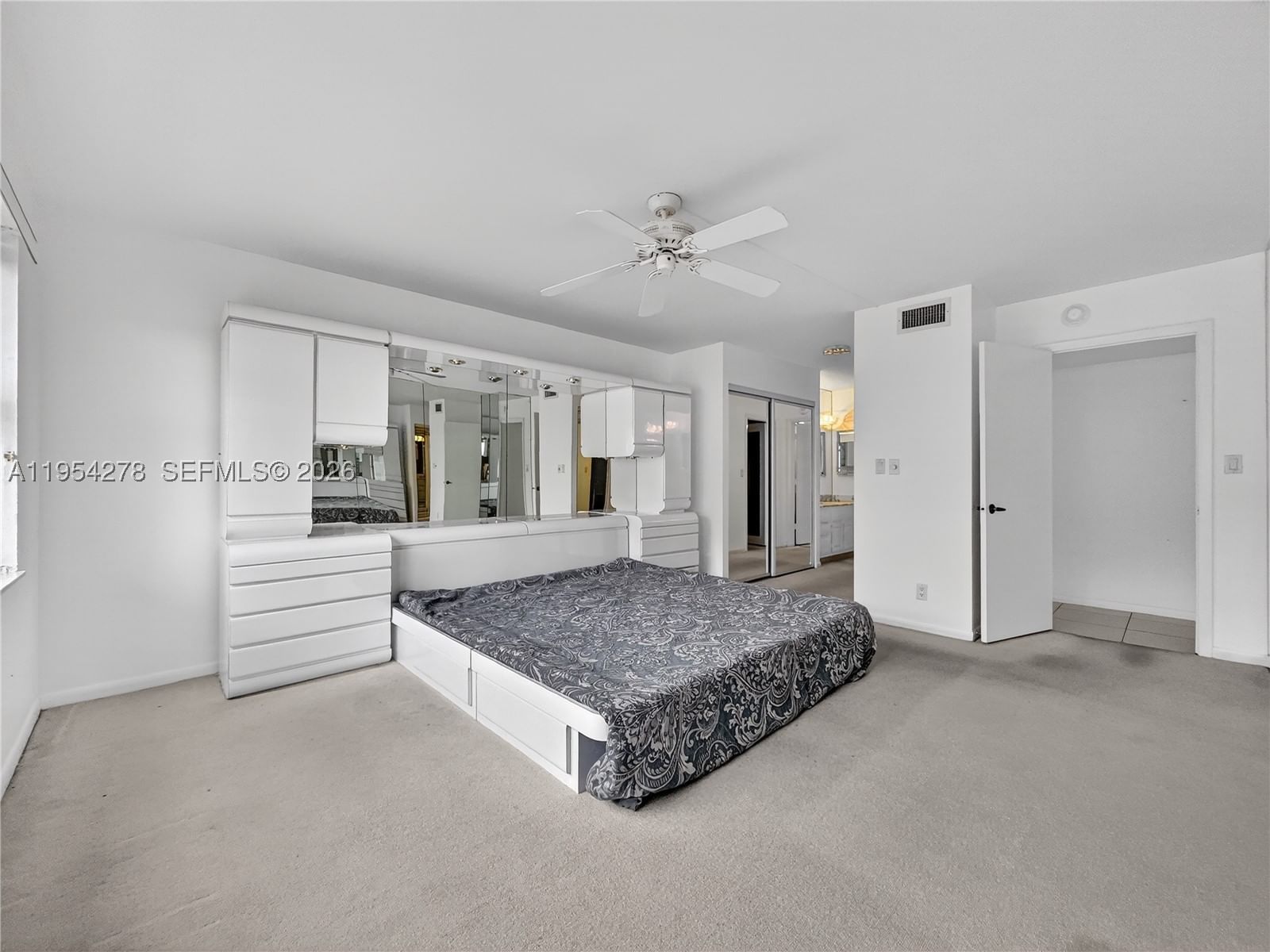 Real estate property located at 5000 Ocean Blvd #1006, Broward, Sea Ranch Club B Condo, Lauderdale By The Sea, FL