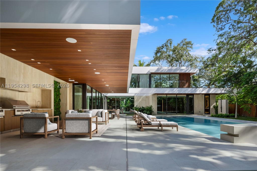 Real estate property located at 3210 Coacoochee St, Miami-dade, Sunshine Fruits Co, Miami, FL